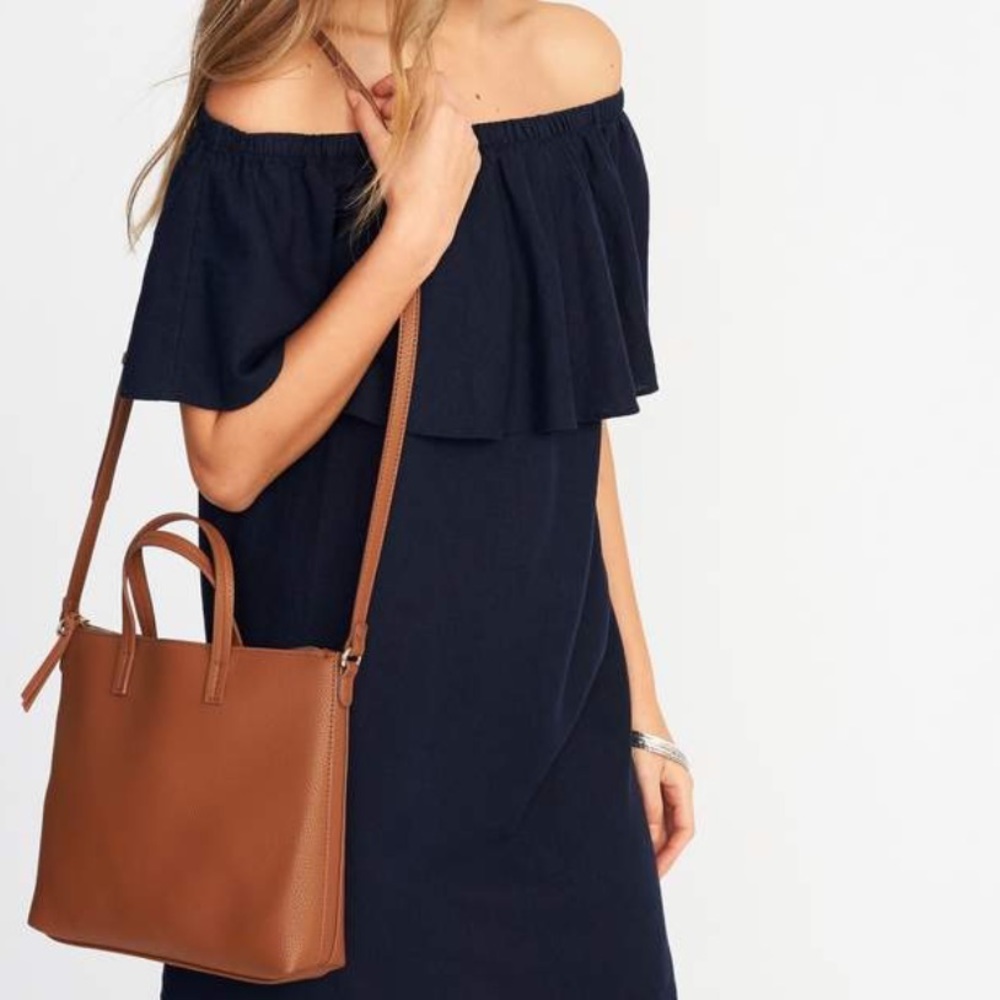 Old Navy Zip-Top Shoulder Bag in Cognac